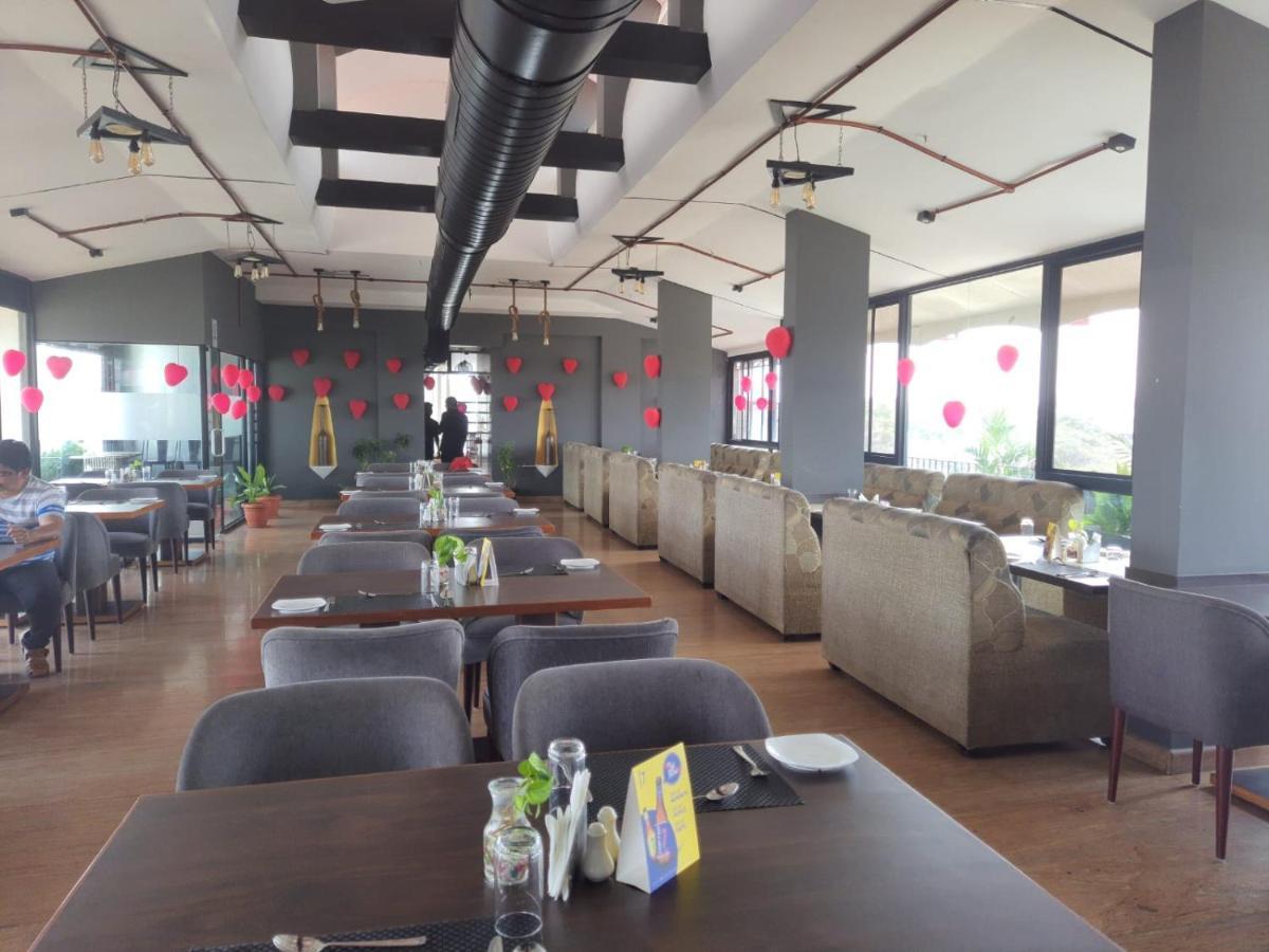 Kr酒店及会议中心 班加罗尔 外观 照片
